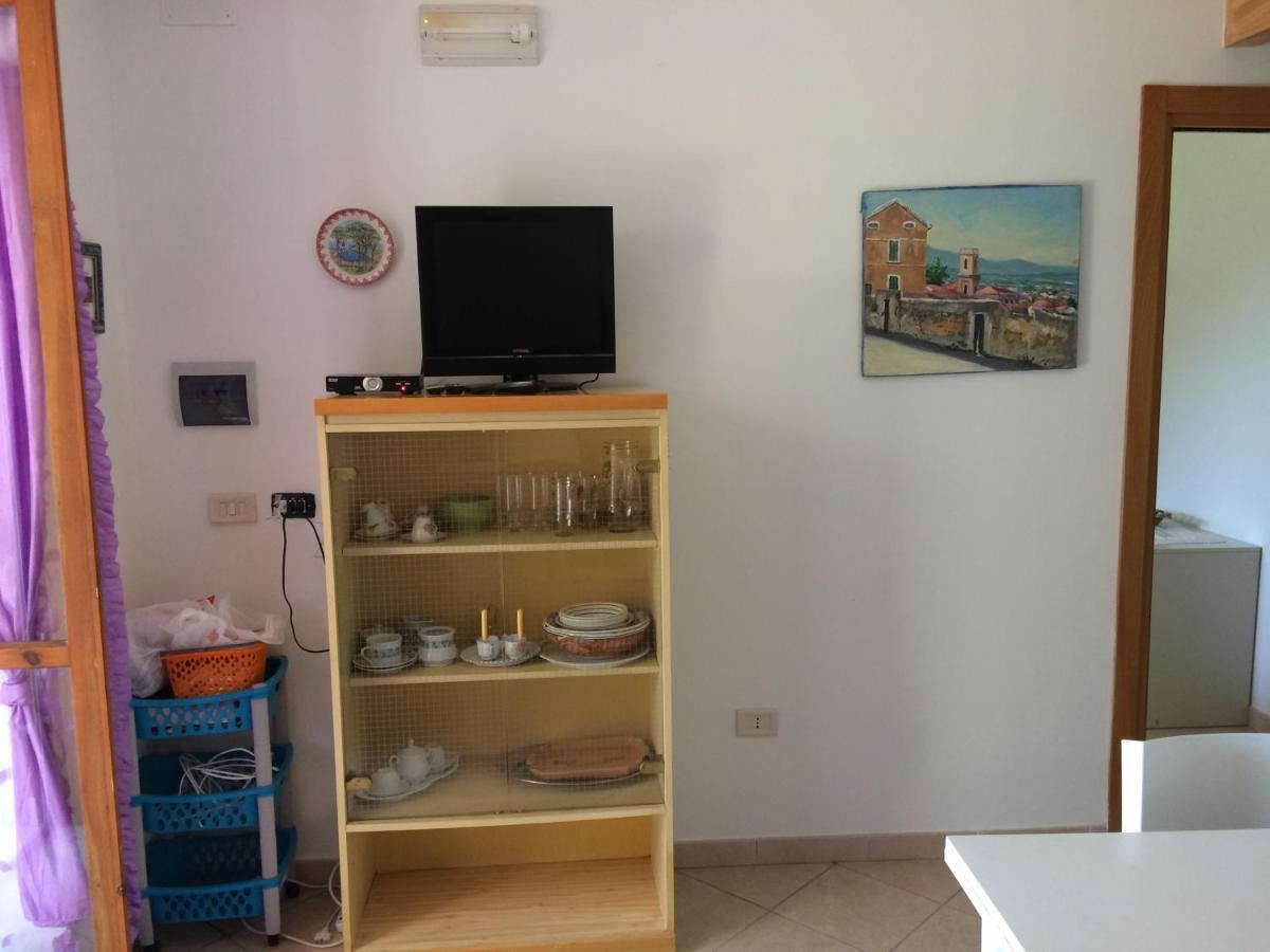 קסטלבאטה Casa Vacanze La Tuia מראה חיצוני תמונה