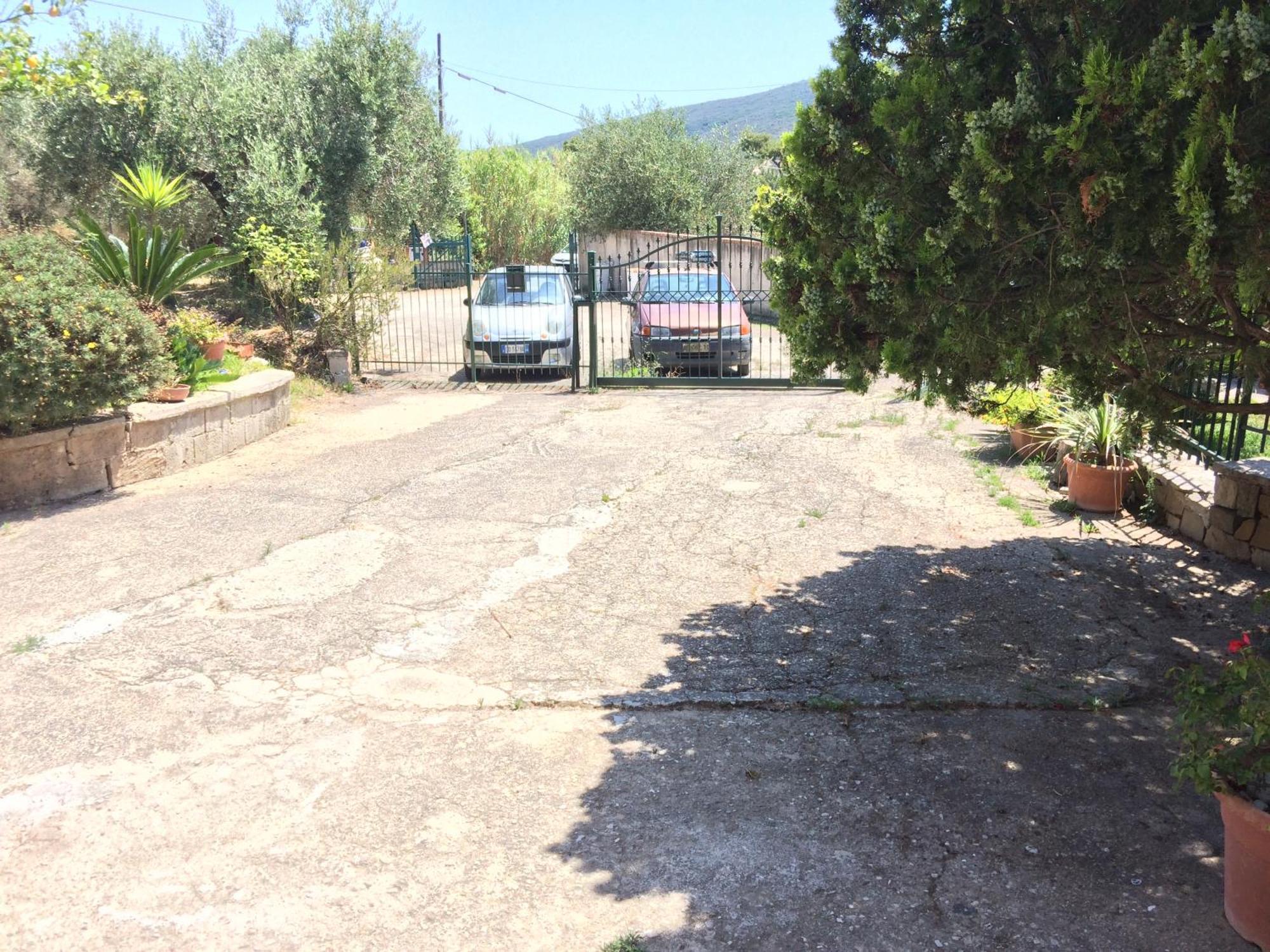 קסטלבאטה Casa Vacanze La Tuia מראה חיצוני תמונה